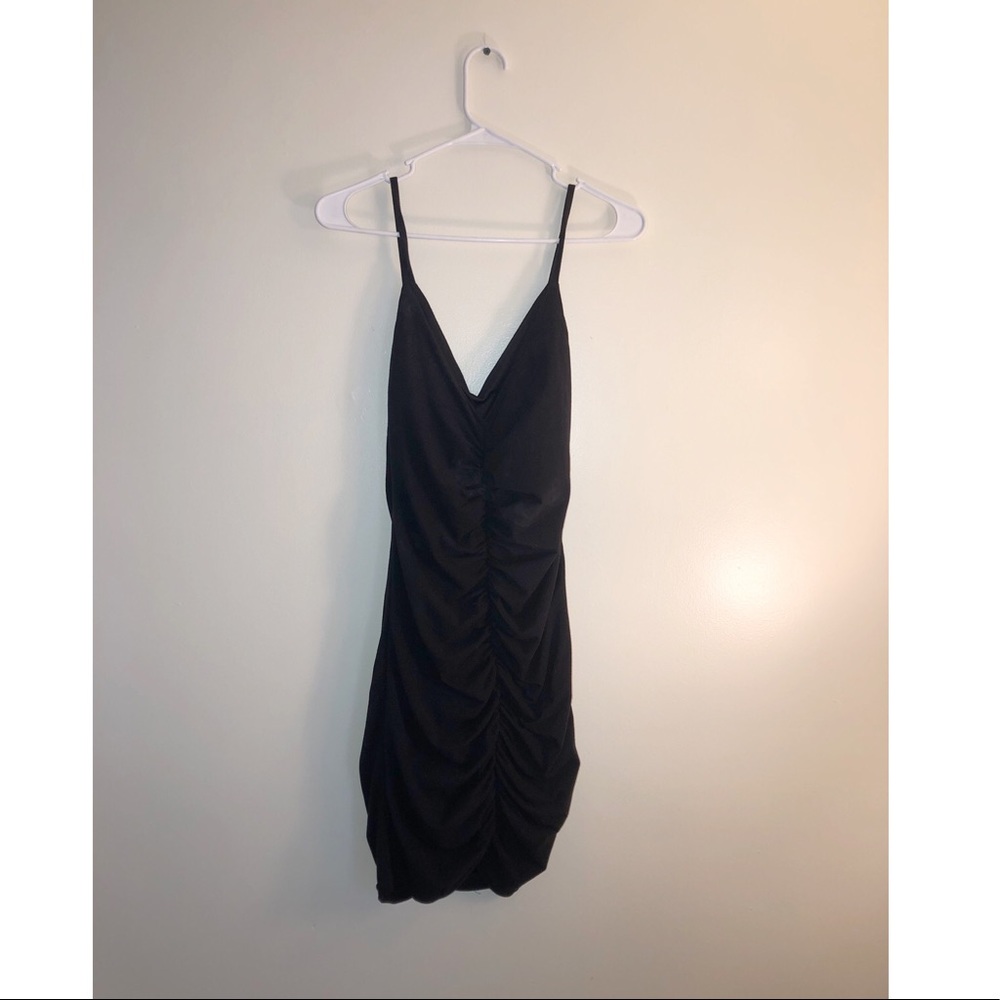 SHEIN Black Ruched-front Bodycon Dress